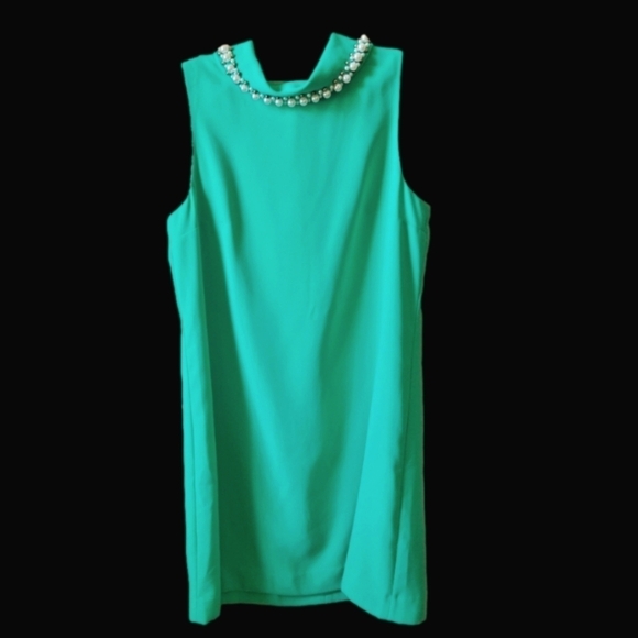 Lilly Pulitzer vibrant green high neck pearl embellished sleeveless shift dress - Picture 2 of 9